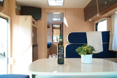 Gesamtblick in den Camper